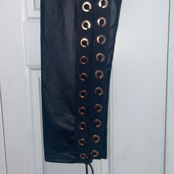 Faux Leather Lace-up Leggings -Small - Picture 4 of 7